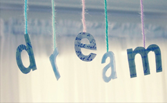 “勇敢”堅(jiān)定夢想，不忘初心繼續(xù)前行——12月演講主題1